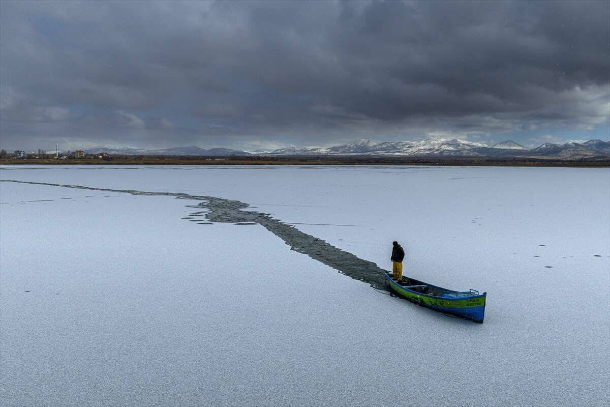 Yeniden hayat bulmaya başlayan Konya Beyşehir Gölü’nde ekmek kavgası 3